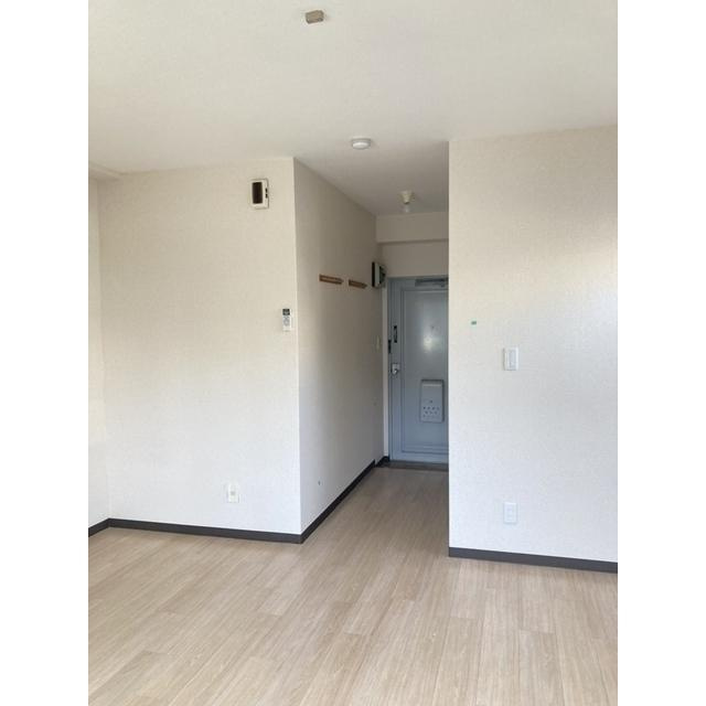 NAVI梅ヶ丘　の居間・リビング