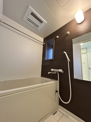 【浴室】 | アモーレ本町ウエスト | アモーレ本町ウエスト　バスルーム