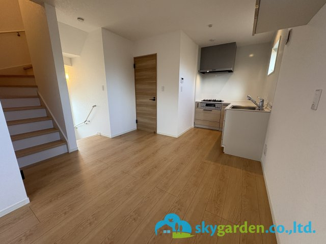 藤沢市羽鳥4丁目　新築戸建　全2棟1号棟のダイニング