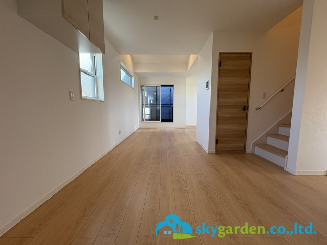 藤沢市羽鳥4丁目　新築戸建　全2棟1号棟の居間・リビング