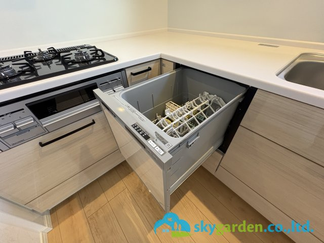 藤沢市羽鳥4丁目　新築戸建　全2棟1号棟のキッチン|食洗機付きシステムキッチン