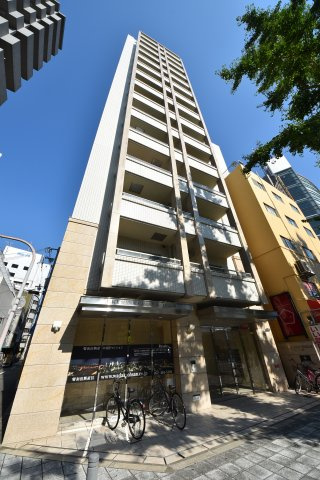 アリスマナーガーデン新町の外観