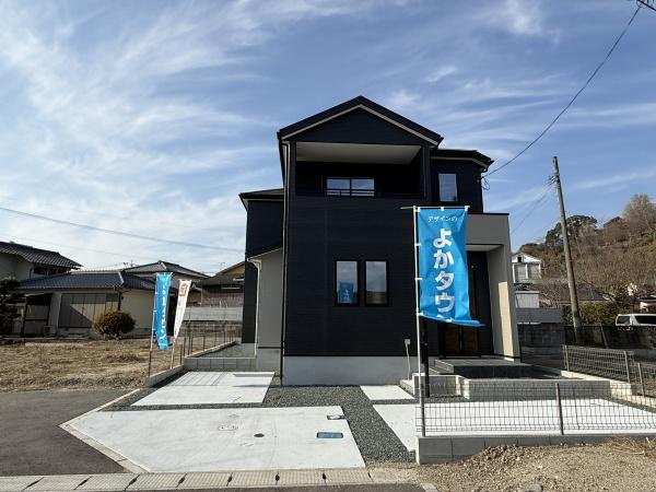 菊池市亘1期「Bloom」の前面道路含む現地写真