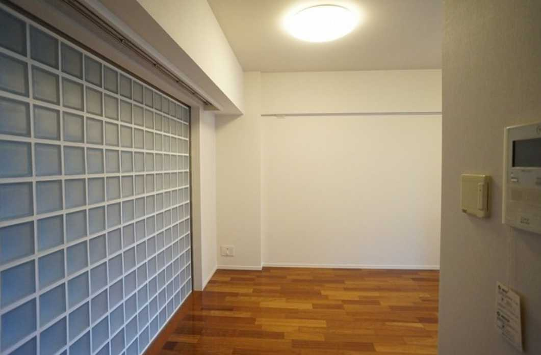 グランスイート二子玉川スタイルフォート　分譲賃貸　ウォークインクローゼット　ネット無料の内装
