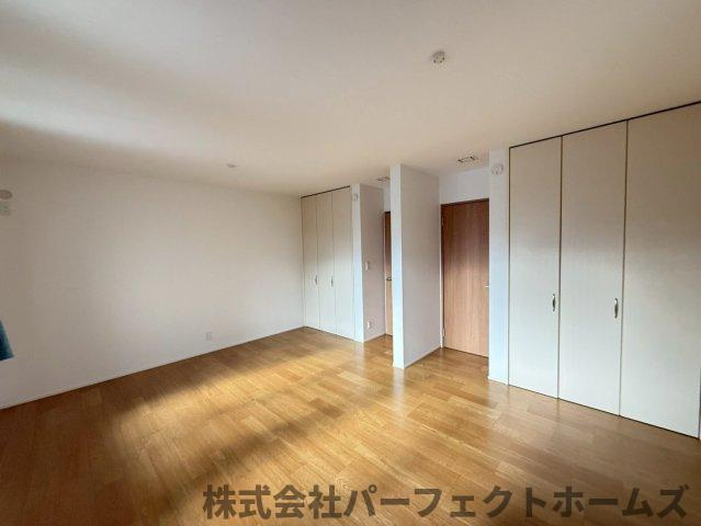 幾野4丁目戸建の洋室|コンパクトで使いやすい洋室です