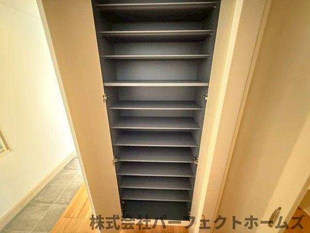 幾野4丁目戸建の収納|ちょっとした収納スペースも充実しています