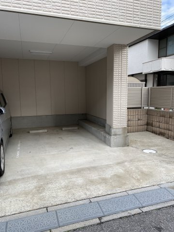 Flat S 駐車場