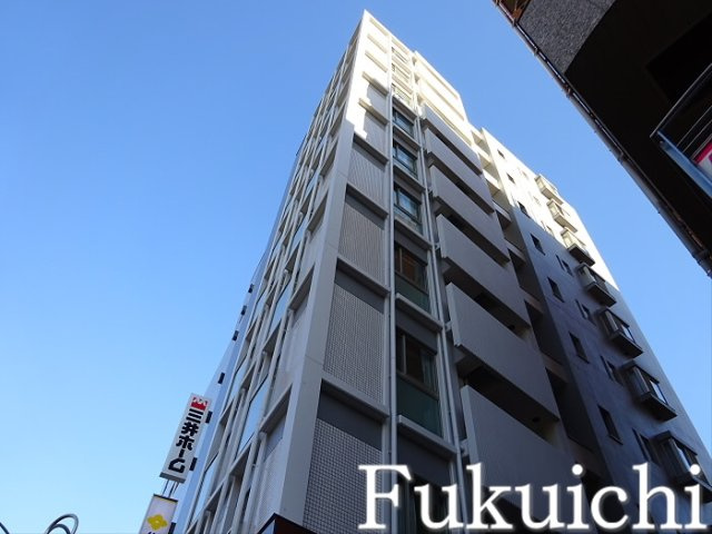 グランド・ルー都立大学の外観