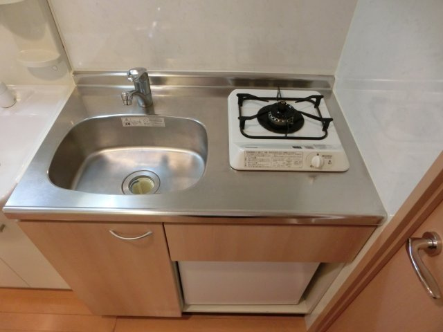 エステムコート難波センチュリオのキッチン