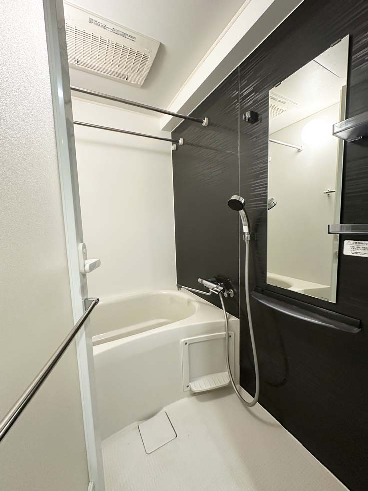 エル・グランジュテ新宿の浴室