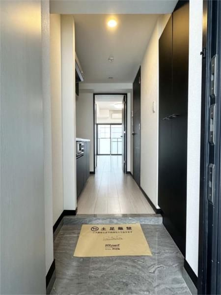 エル・グランジュテ新宿の玄関