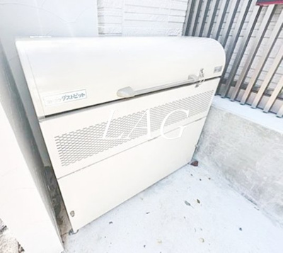 【その他共用部分】 | ブランシュコート | 敷地内ごみ置き場です。