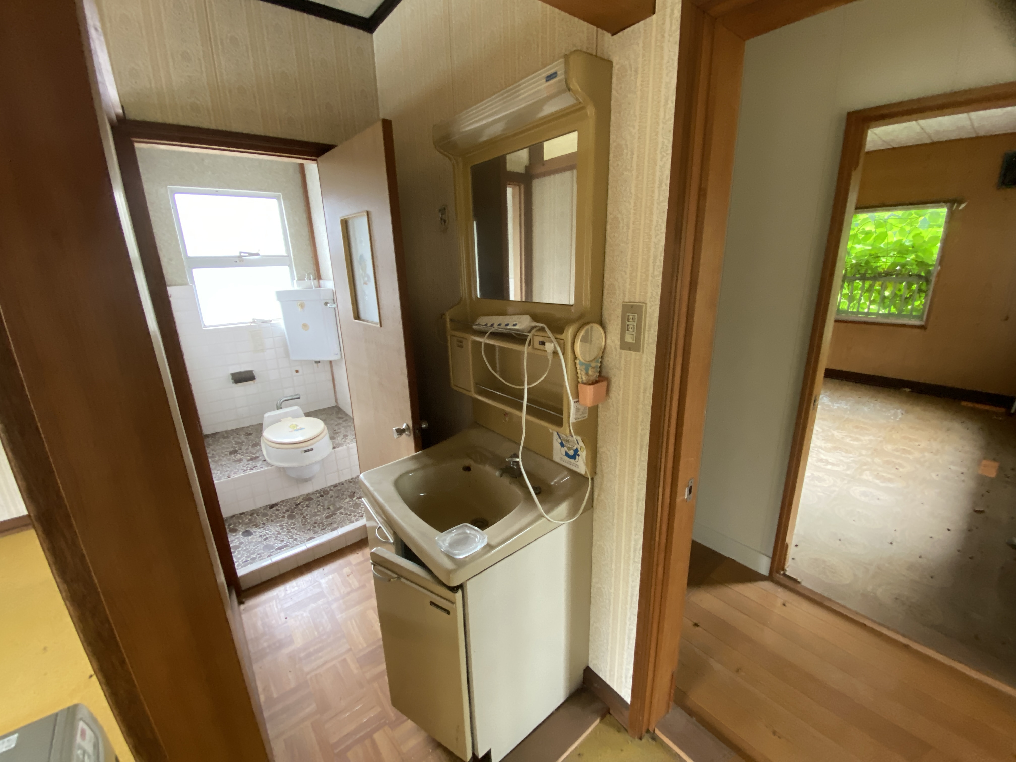 丹波市春日町上三井庄の中古一戸建|階段