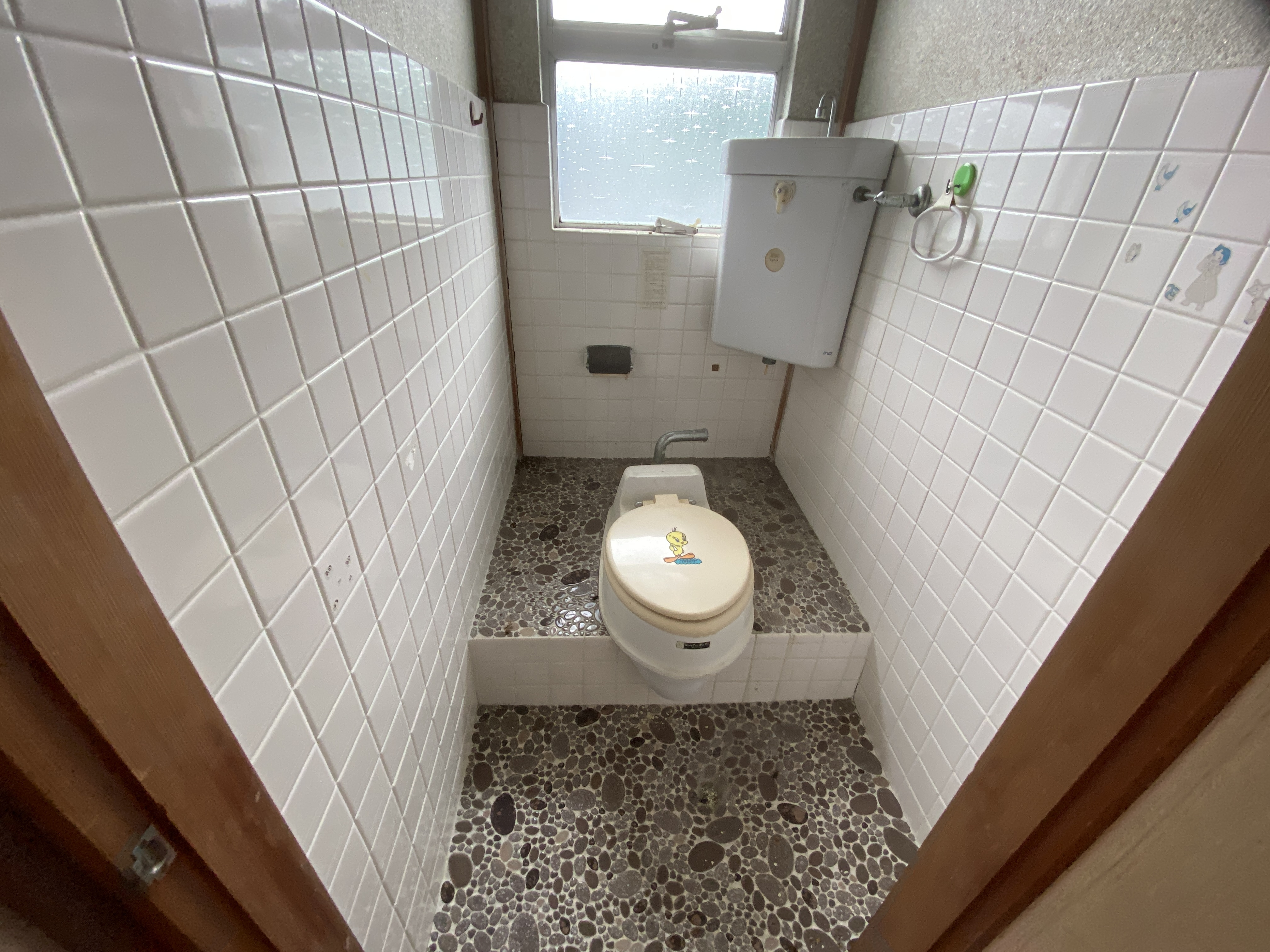 丹波市春日町上三井庄の中古一戸建のトイレ|2階