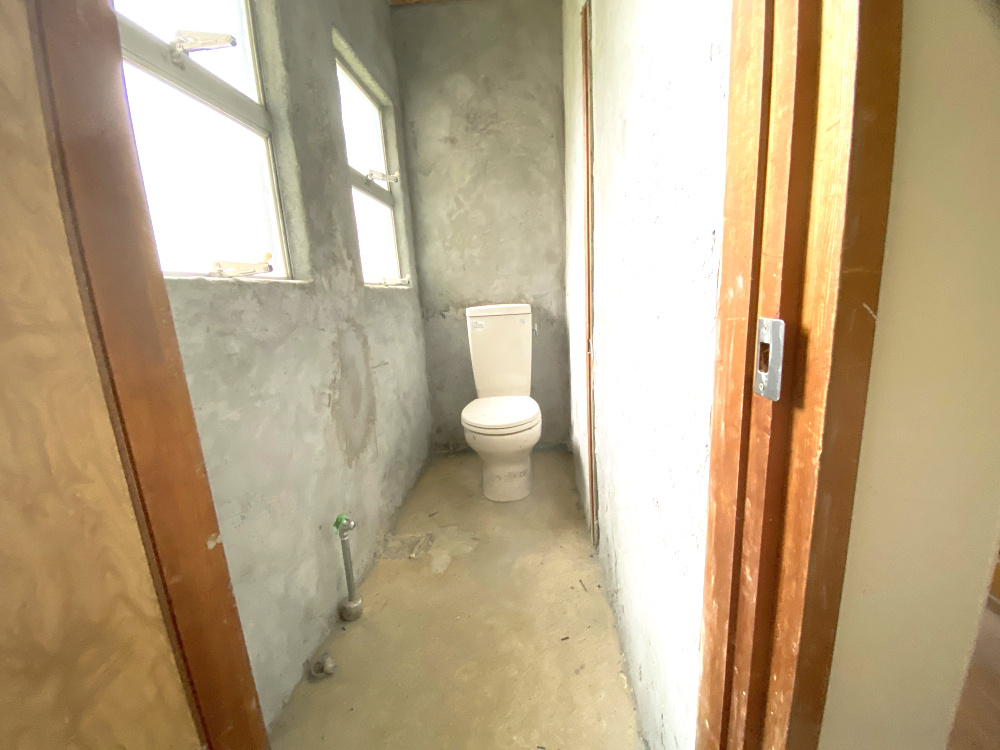 丹波市春日町上三井庄の中古一戸建のトイレ