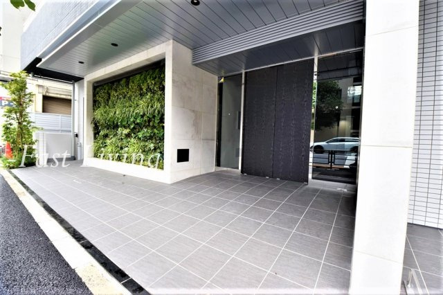 ジェノヴィア四谷三丁目グリーンヴェール