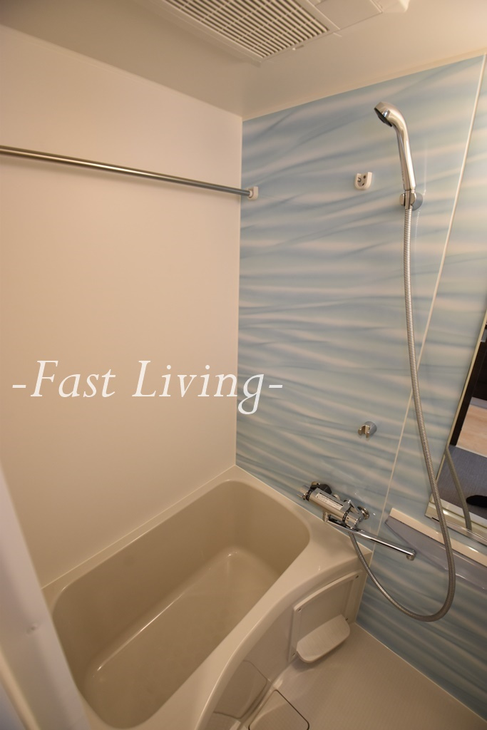 ジェノヴィア四谷三丁目グリーンヴェールの浴室