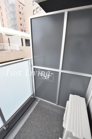 ジェノヴィア四谷三丁目グリーンヴェールのバルコニー