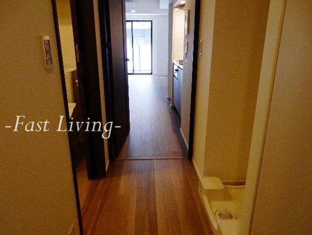 コンフォリア秋葉原EASTの玄関