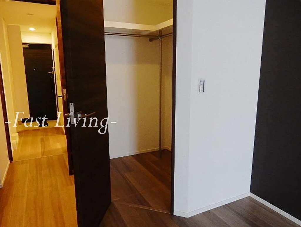 コンフォリア秋葉原EASTの収納