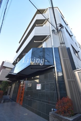 スカイコート牛込神楽坂のエントランス