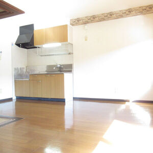 フォレスト釜ヶ洞の居間・リビング