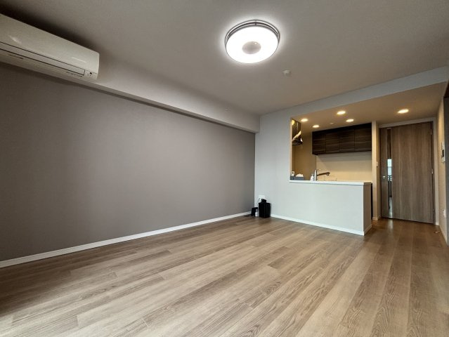 クリオレジダンス八王子ザ・マークスのエントランス|正面エントランスは安心のダブルオートロック仕様です。タッチキーで解錠ができます。