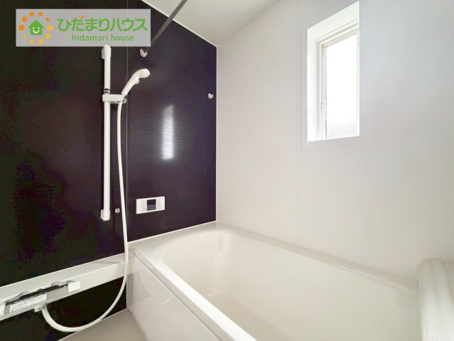 いわき市小名浜南富岡第１　新築戸建　3号棟の浴室|大人が足を伸ばしても十分な広さ！一人でゆっくりくつろぐ時間も大切です！