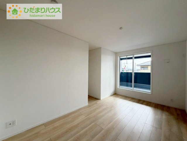 いわき市小名浜南富岡第１　新築戸建　3号棟の寝室|大きなベッドを置いても余裕の広さの主寝室♪♪