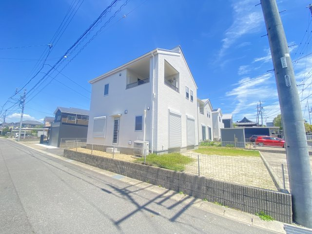 常滑市古場町4丁目の外観|角地で陽当り良好☆