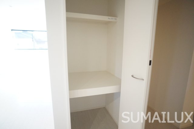 出水7丁目戸建の収納