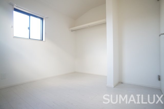 出水7丁目戸建の子供部屋