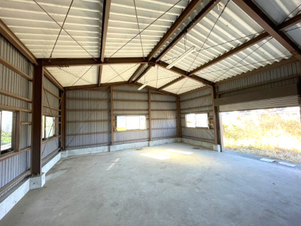 高島市鴨中古倉庫