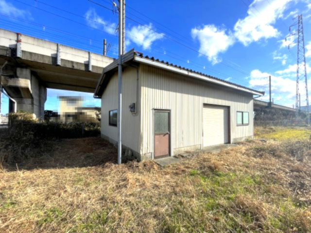 高島市鴨中古倉庫