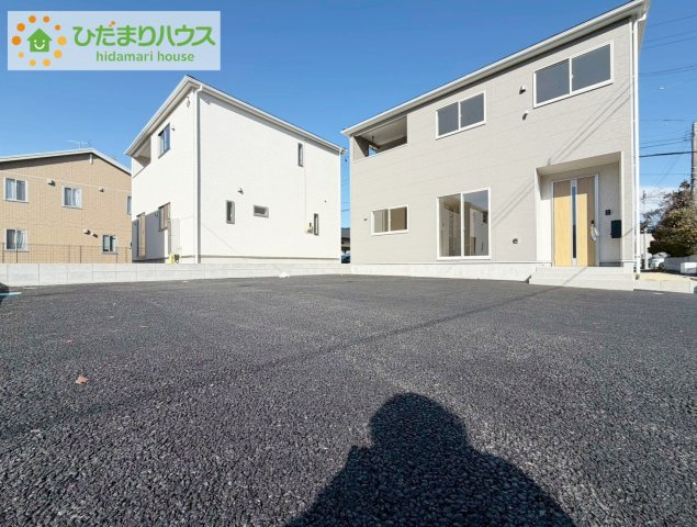 いわき市小名浜南富岡第１　新築戸建　2号棟のその他|時間がない時もらくらくと車の出し入れができる並列駐車場を完備！！