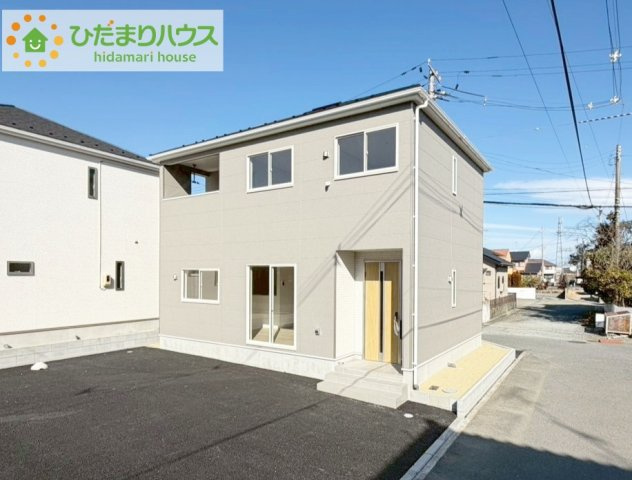 いわき市小名浜南富岡第１　新築戸建　2号棟の外観|長年住んでも飽きの来ないモダンでシンプルな外観が特徴です