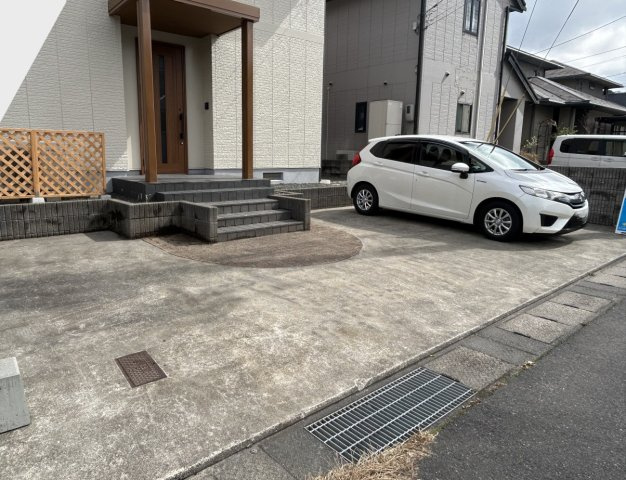 【駐車場】の画像
