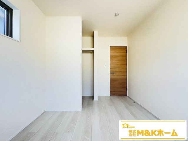 半田市宮本町6丁目　全5棟　2号棟の設備|同時にたくさんの調理が可能！便利な三口コンロ♪