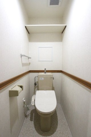 トリニティのトイレ