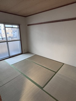 【和室】 | ベルメゾン住吉 | 南側の和室です。