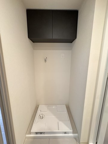 ウィン麻布十番ハラビルのランドリースペース