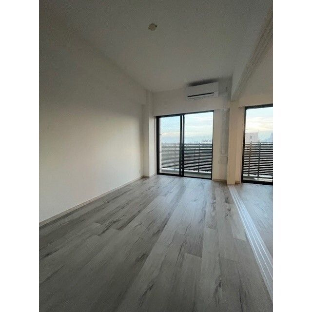 アリュージュ両国の内装