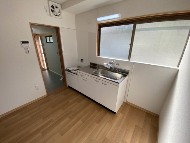 丹波市春日町野山の中古一戸建のキッチン