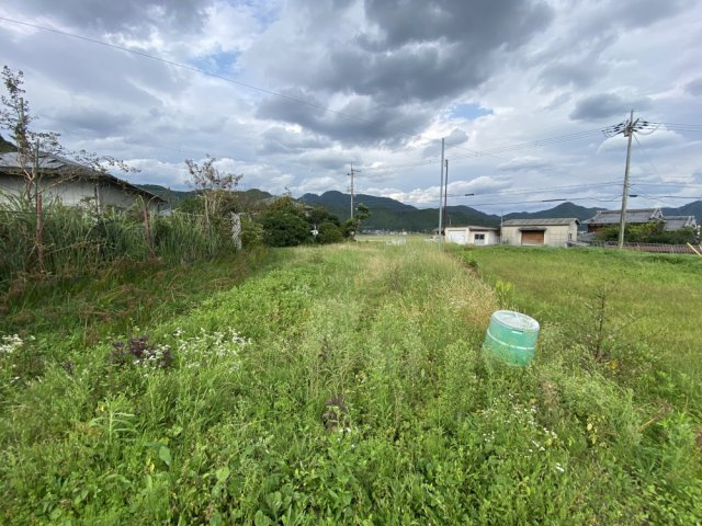 丹波市春日町野山の中古一戸建の外観|菜園スペース