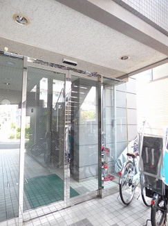 【エントランス】