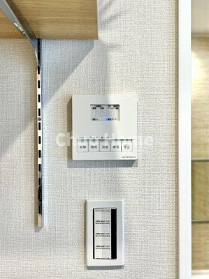 【内装】 | ステーションプラザタワー | 【浴室乾燥機】暖房・冷風・換気・乾燥が可能です。毎日を快適に過ごせるうれしい機能が揃っています。雨の日の洗濯物も安心です。