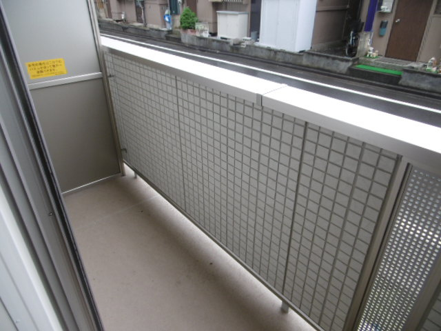 【バルコニー】 | ラ・プランタン北野