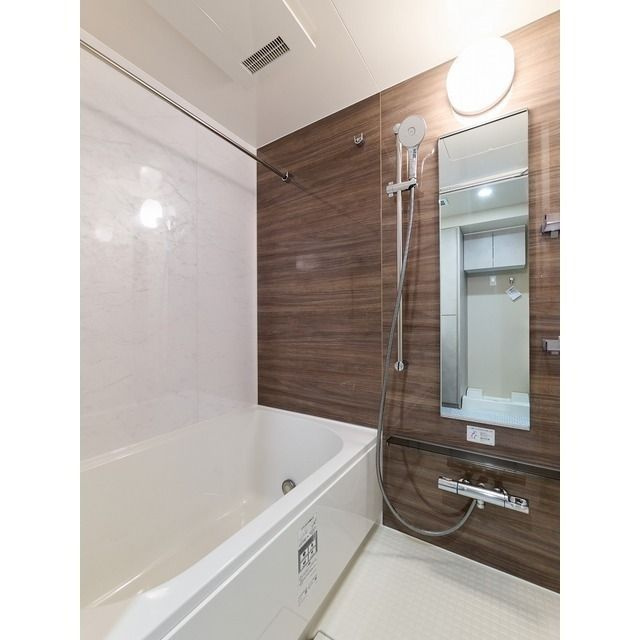 バウスフラッツ蔵前の浴室