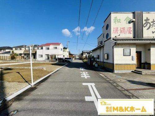 半田市宮本町6丁目　全5棟　5号棟の前面道路含む現地写真|R7.11.28撮影　東側前道約6ｍ！