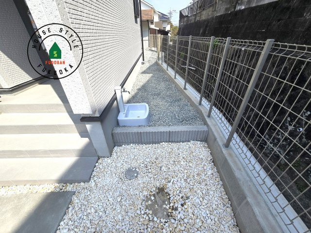 福岡市城南区七隈3丁目第1-3棟（3号棟）の庭|お庭で自由な時間を過ごせます。